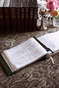 guest-book-by-avo-doc-200x300